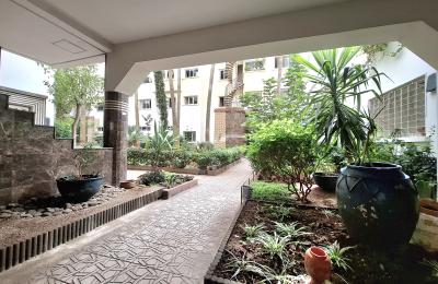 Très Grand Appartement au Quartier Berger en Résidence fermée