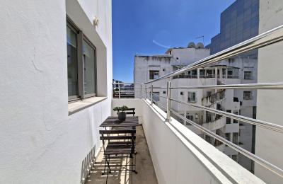 Joli Studio Meublé avec Terrasse à louer à Gauthier