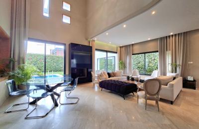 Superbe villa à louer à Bouskoura. 4 belles chambres