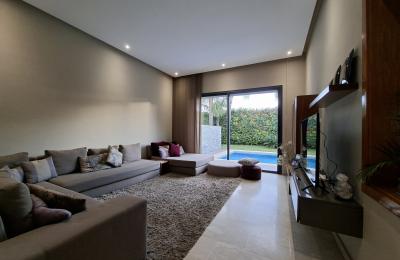 Superbe villa à louer à Bouskoura. 4 belles chambres