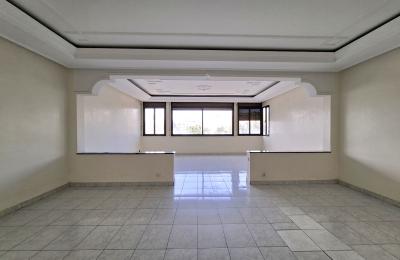 Appartement traversant 4e étage à vendre