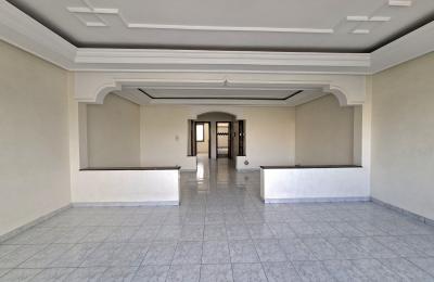 Appartement traversant 4e étage à vendre