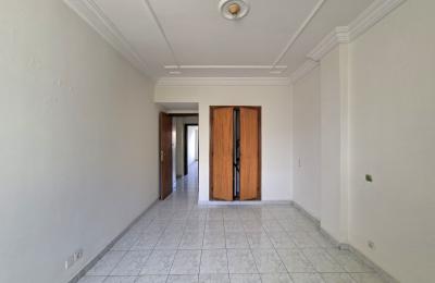Appartement traversant 4e étage à vendre