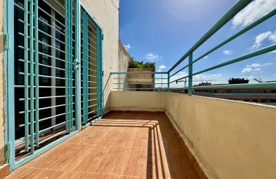 Appartement traversant dernier étage à vendre