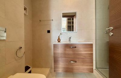 Appartement traversant meublé au 8e étage CFC