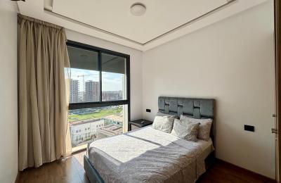 Appartement traversant meublé au 8e étage CFC