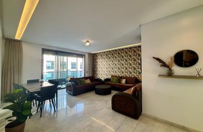 Appartement traversant meublé au 8e étage CFC
