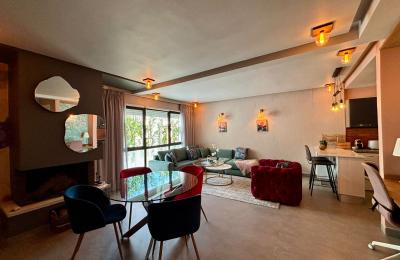 Super duplex à vendre sur ruelle calme à Racine