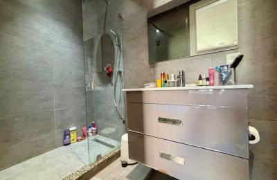 Super duplex à vendre sur ruelle calme à Racine