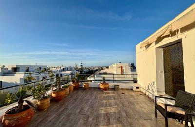 Magnifique villa isolée à vendre à 10min du Morocco mall