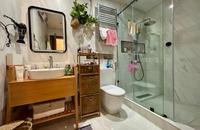 Joli appartement rénové à Place Ollier