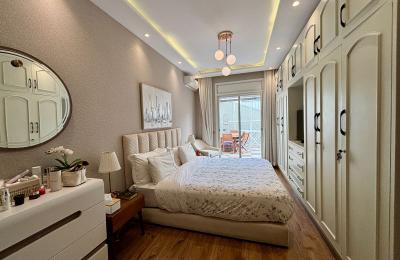 Joli appartement rénové à Place Ollier