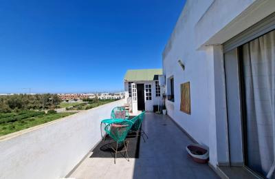 Joli appartement a Dar Bouazza avec 2 grandes terrasses