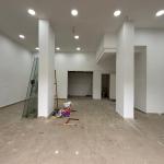 Local commercial à louer à Bourgogne 78m2