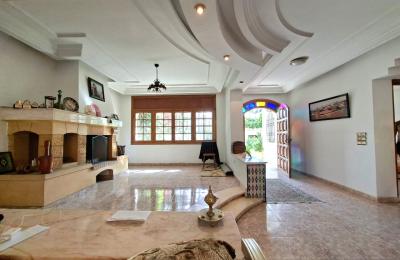 Superbe Villa  à Vendre à Sidi Maarouf