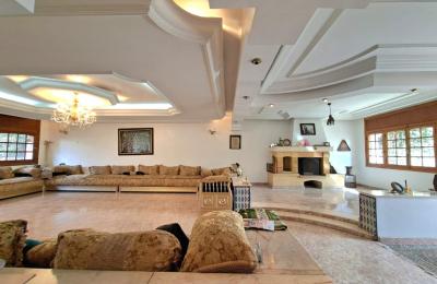 Superbe Villa  à Vendre à Sidi Maarouf