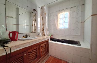 Superbe Villa  à Vendre à Sidi Maarouf
