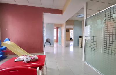 Super Plateaux de Bureaux au 1er étage au coeur du Maarif