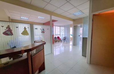 Super Plateaux de Bureaux au 1er étage au coeur du Maarif