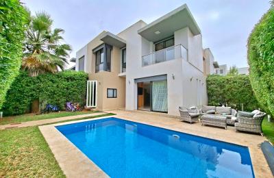 DAR BOUAZZA – VILLA DUPLEX AVEC PISCINE EN RÉSIDENCE FERMÉE
