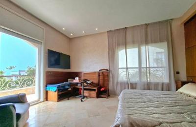 AIN DIAB – Villa d’Exception avec Vue Panoramique sur l’Océan
