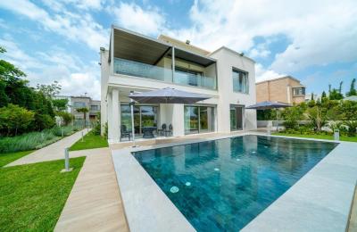 Villa de prestige  Front Golf  à vendre