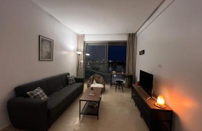 STUDIO MEUBLÉ À LOUER/ EN FACE DU LAC OULFA