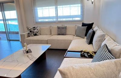 MARINA – APPARTEMENT D’EXCEPTION À LOUER – VUE PANORAMIQUE SUR MER