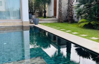 Superbe villa à vendre – Vue mer imprenable-Ain Diab