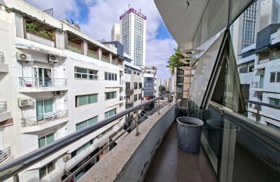 PLATEAU DE BUREAU À VENDRE – RACINE – 147 m² AVEC PARKING