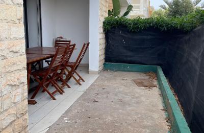 Appartement meublé à louer à Dar Bouazza avec piscine