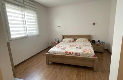 villa familiale avec terrasse - Bernoussi