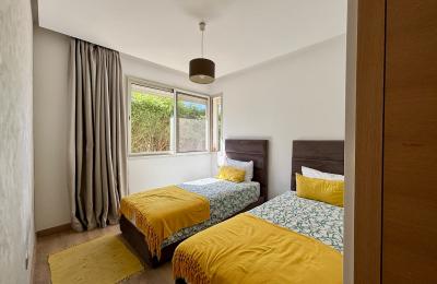 BEL APPARTEMENT REZ-DE-JARDIN MEUBLÉ  – VILLE VERTE