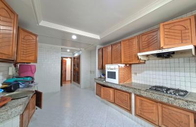 APPARTEMENT HAUT STANDING À VENDRE AU COEUR DE RACINE