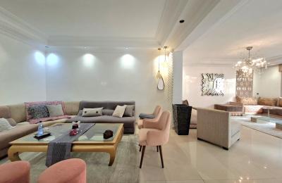 Bel Appartement Meublé au CIL