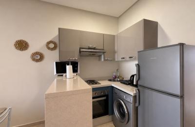 OASIS – Studio Traversant 54 m² avec Piscine et Terrasse