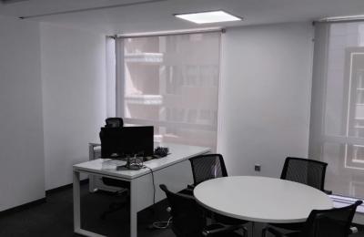 CENTRE BELGI– BUREAU SPACIEUX À LOUER AVEC PARKING