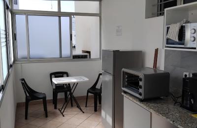 CENTRE BELGI– BUREAU SPACIEUX À LOUER AVEC PARKING