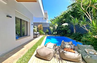 VILLA DE PRESTIGE À VENDRE AVEC VUE MER – AIN DIAB EXTENSION