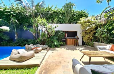 VILLA DE PRESTIGE À VENDRE AVEC VUE MER – AIN DIAB EXTENSION