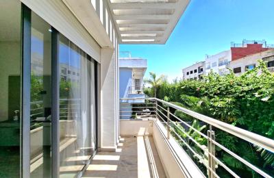 VILLA DE PRESTIGE À VENDRE AVEC VUE MER – AIN DIAB EXTENSION