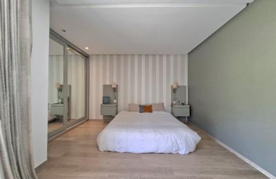 VILLA DE PRESTIGE À VENDRE AVEC VUE MER – AIN DIAB EXTENSION