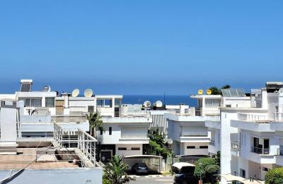 VILLA DE PRESTIGE À VENDRE AVEC VUE MER – AIN DIAB EXTENSION
