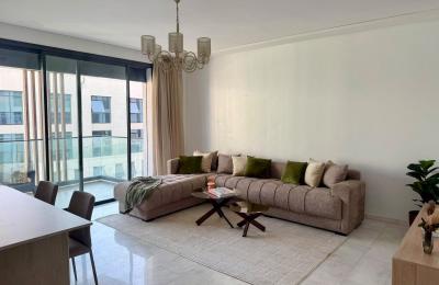 Appartement traversant meublé au 8e étage CFC