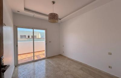 BEL APPARTEMENT À LOUER À BOURGOGNE