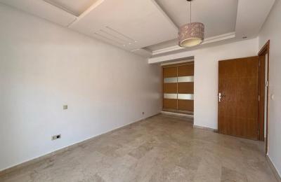 BEL APPARTEMENT À LOUER À BOURGOGNE