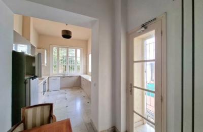 Villa commercial à louer – 700m2 utile -Oasis