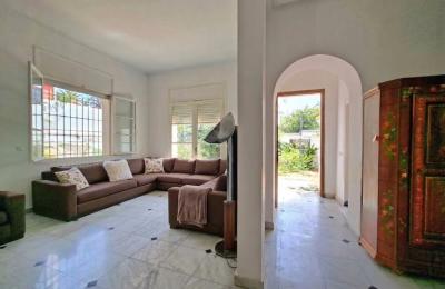 Villa commercial à louer – 700m2 utile -Oasis