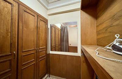 BOURGOGNE OUEST – APPARTEMENT MEUBLÉ  À LOUER