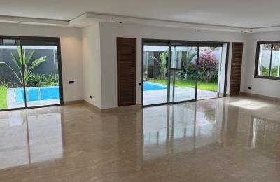 Superbe villa à vendre – AIN DIAB